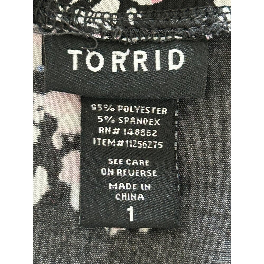 Torrid Black Floral V-Neck Peplum Blouse - Picture 8 of 8